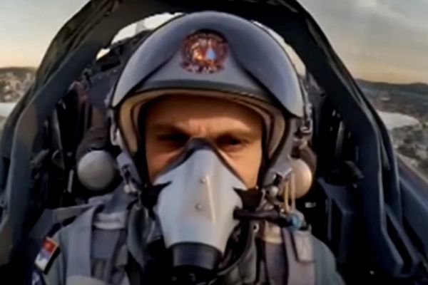 Poslušajte pesmu u čast branioca srpskog neba. Naježićete se! (VIDEO)