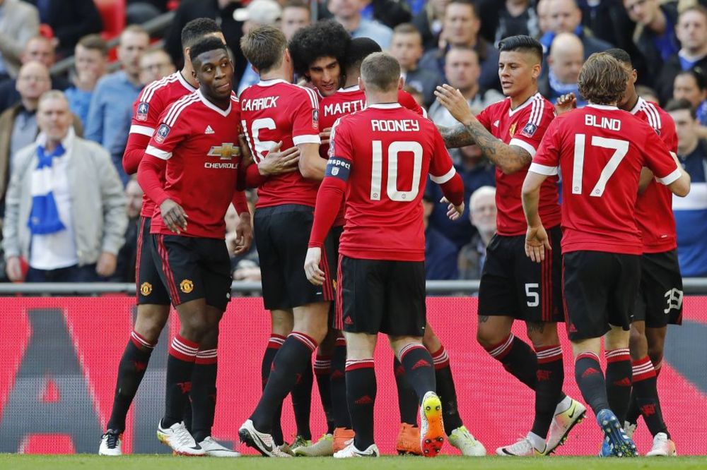 Navijači Junajteda konačno zadovoljni zbog nečega: Novi dres Mančestera je brutalan! (FOTO)