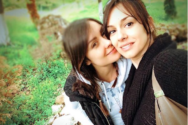 Sve žene porodice Mićalović: Od najmlađe do najstarije, a koja je najlepša?! (FOTO)