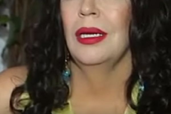 Bol ne prestaje... Posle ubistva majke sam... Naša pevačica otvoreno o najvećoj drami! (VIDEO)