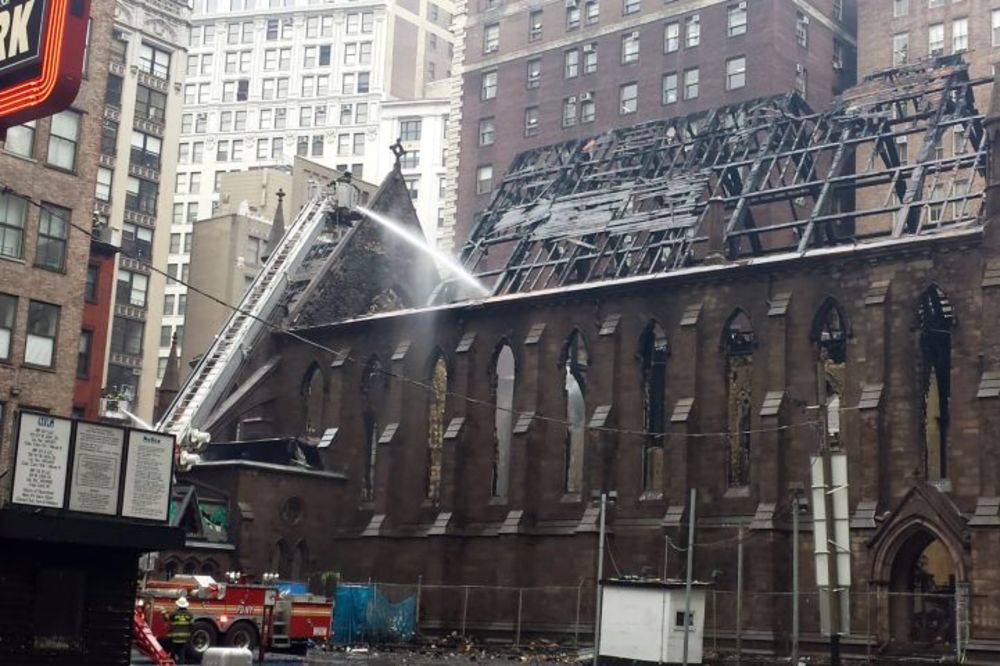 Albanac koji je palio srpsku crkvu neće biti kažnjen: FBI štiti albanskog mafijaša? (FOTO) (VIDEO)