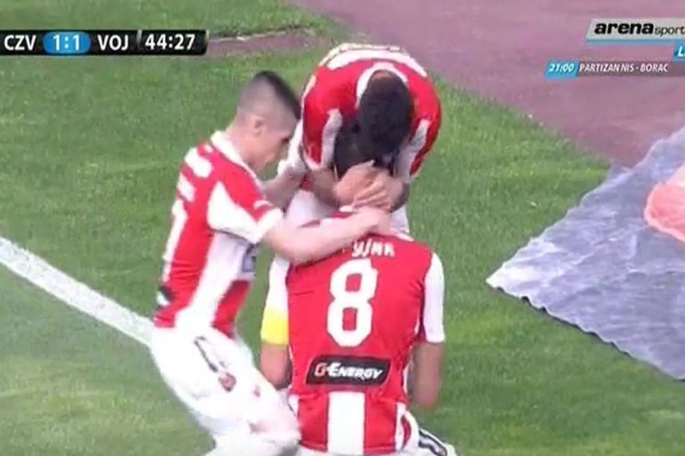 Grujić obukao suknjicu igraču Voše, pa onda zakucao loptu u mrežu! (VIDEO)