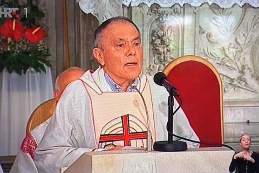 Veličanje zločinaca live: Hrvatski sveštenik propagira ustaštvo uživo u programu HRT-a! (FOTO)