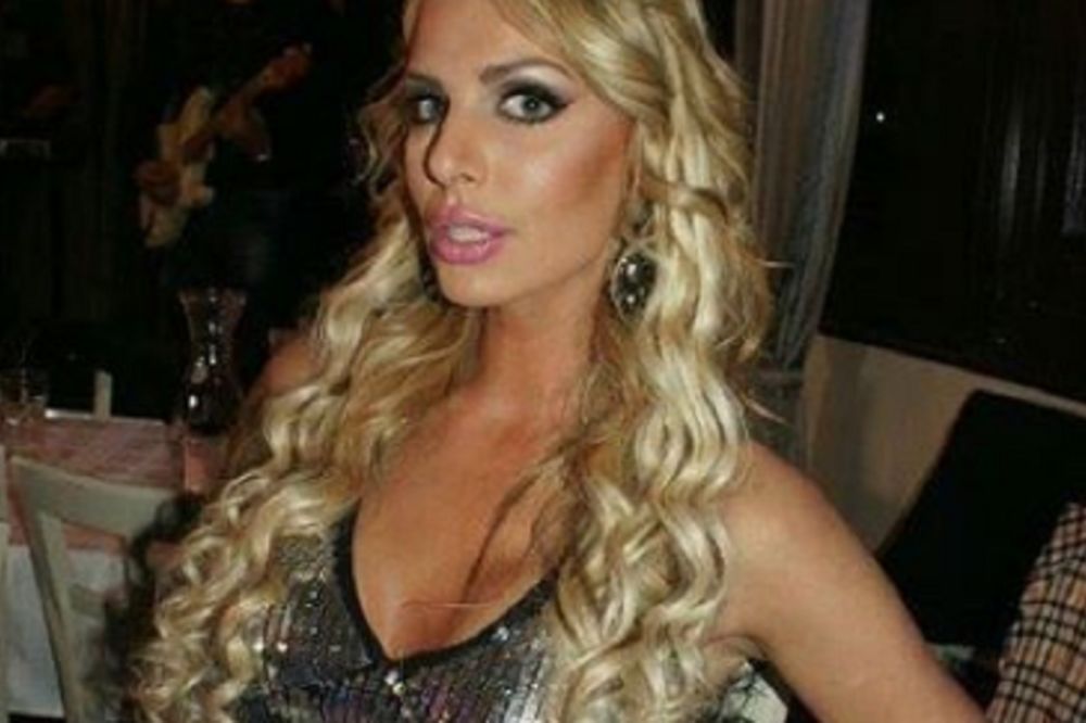 Crna Ava gde si to pošla? Pogledajte gde je zalutala Karabatićeva! (FOTO)