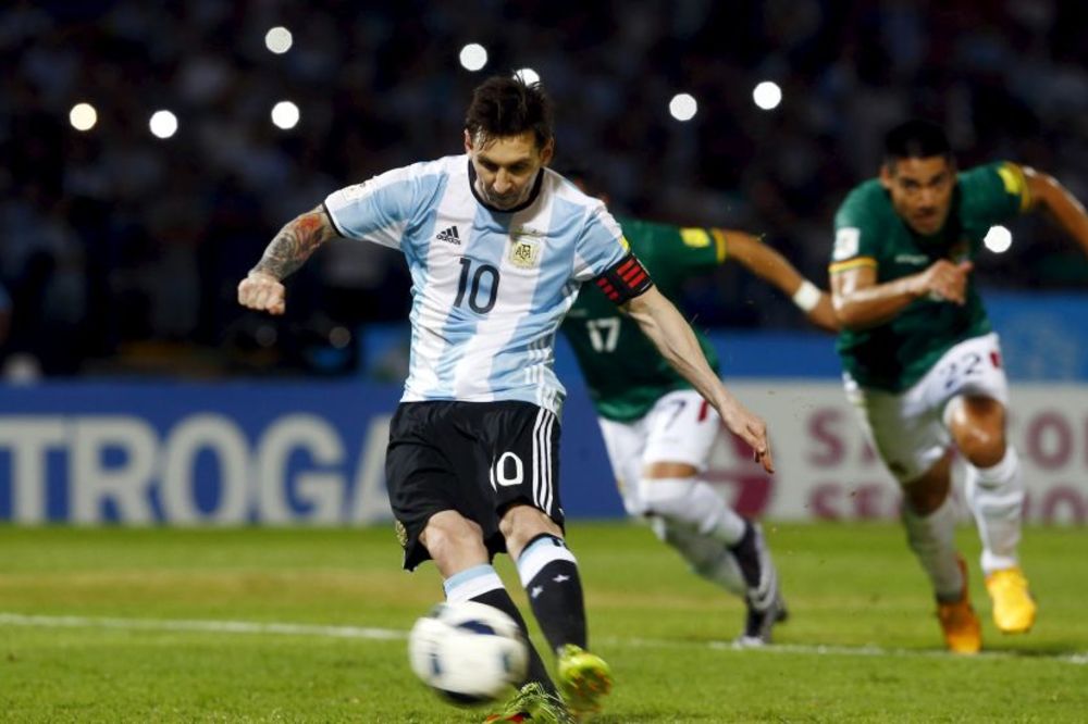 I najboljima se dešavalo: 6 penala koji su završili u svemiru! (GIF)