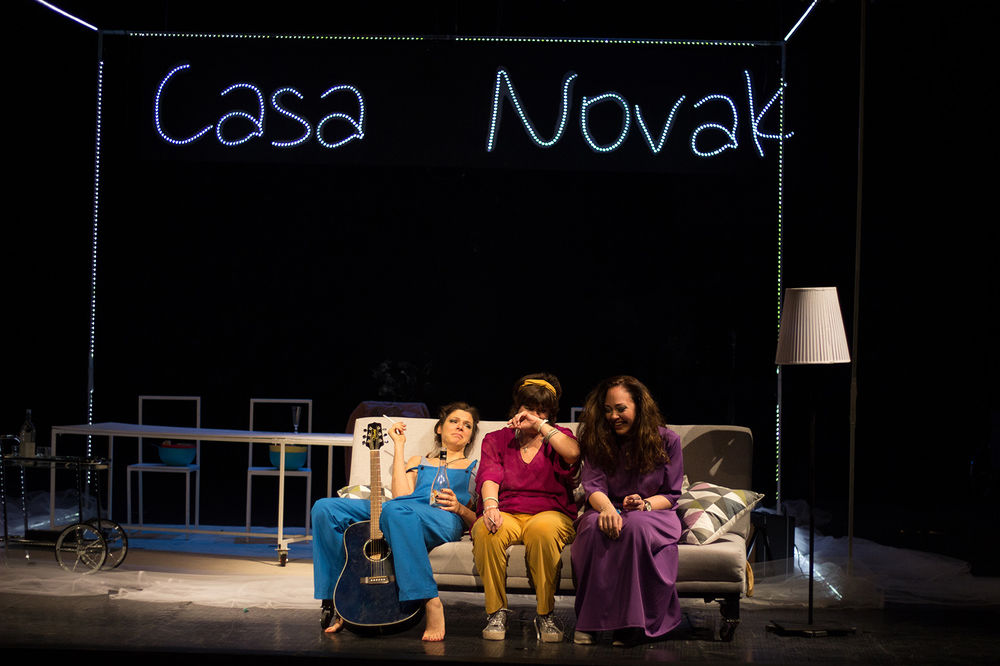 Požurite: Delimo karte za predstavu Casa Novak!