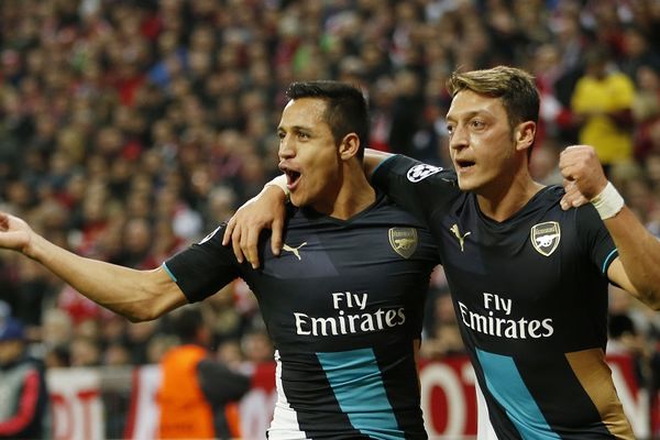 Ne žale novac za majstora fudbala: Prvi pik Juventusa je Arsenalova superzvezda! (VIDEO)