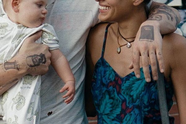 Čestitamooo! Beba i mama stigle iz porodilišta: Najlepši glumački par dobio ćerkicu! (FOTO)