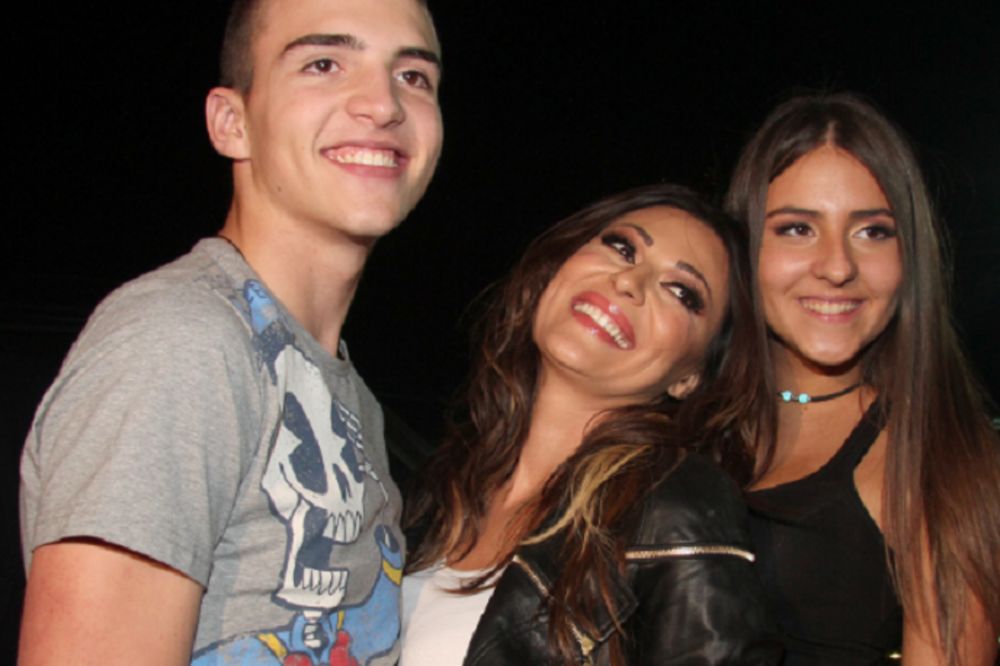 Pogađate ko je? Surovi napad na Cecu i decu! Oni su bulumenta nepismenih sa viškom para i Instagramom!