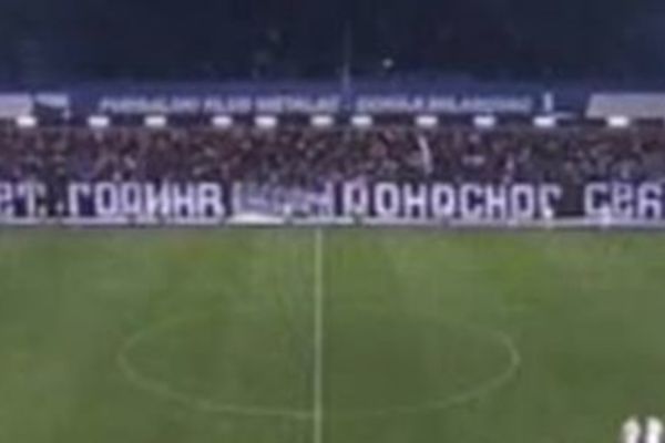 50 godina ponosnog sećanja: Grobari razvili transparent u čast Partizanovih beba! (FOTO) (VIDEO)