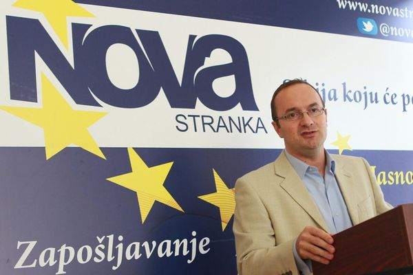 Vladimir Pavićević: Pajtić i Živković da preispitaju svoje liderske pozicije!