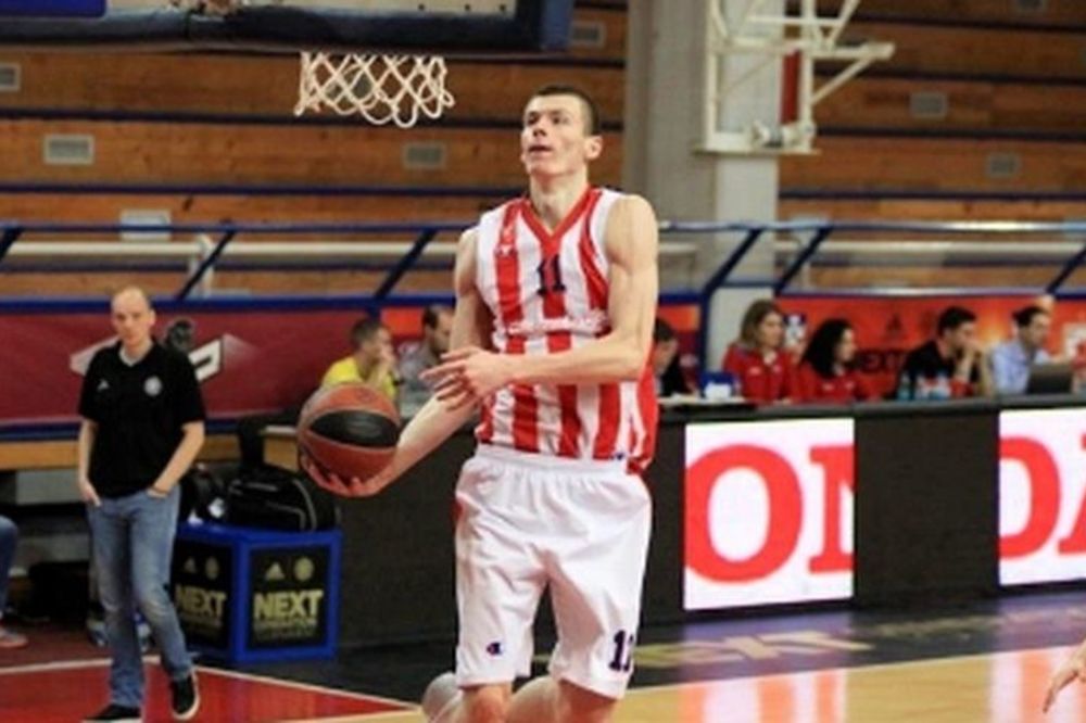 Simanić dominirao protiv Albe za nadu Zvezde!