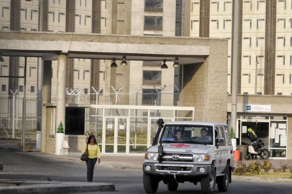 Direktorka zatvora tevrkovala pred zatvorenicima, sada je čeka disciplinski postupak (VIDEO)