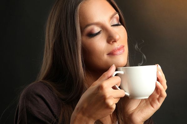 Pijete kafu često? Ovo nikad, ali nikad ne smete uraditi (FOTO) (GIF)