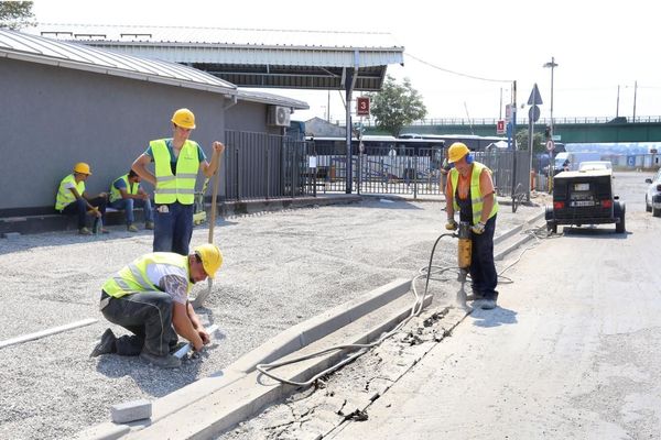 Don Kihotiranje: Prvo su nam oduzeli plac za parking, pa sve ostalo! (FOTO)