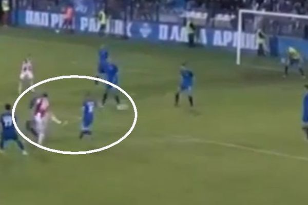 Katai izvadio šestar i uglomer: Geometrijska preciznost Zvezdinog asa za preokret u Surdulici! (VIDEO)