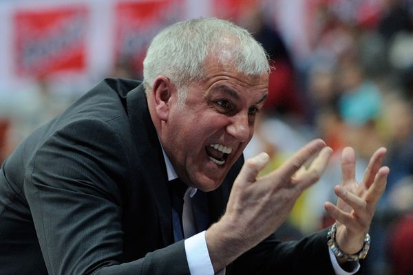 Šta mislite, smeju li igrači Fenera sa Žocom na pivo? (FOTO)