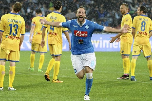 Najtraženiji je golgeter planete, a rešio je da ostane veran klubu iz Napulja!? (FOTO) (VIDEO)