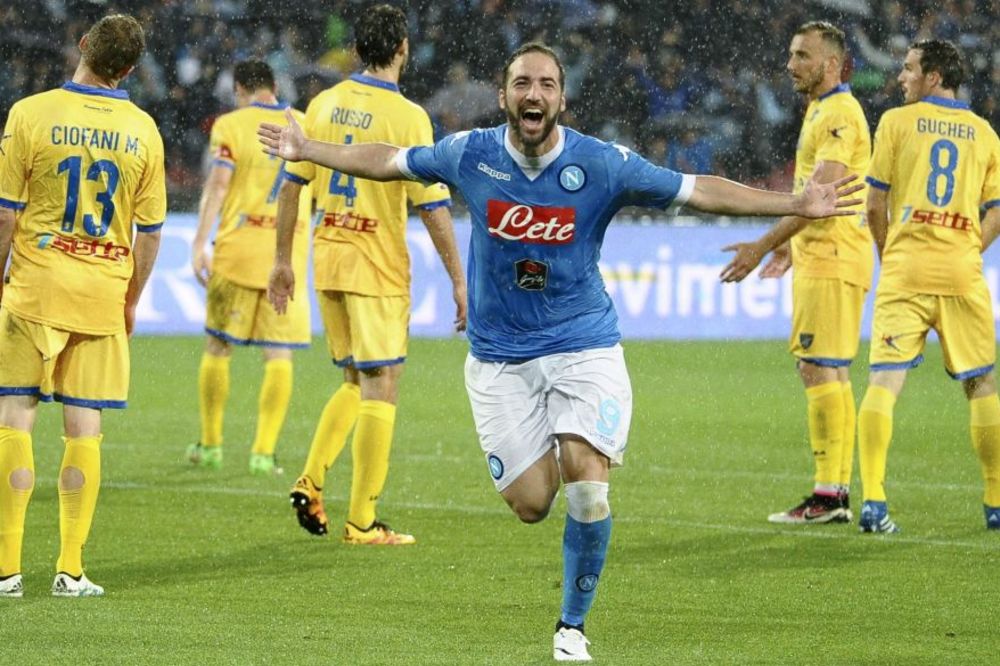 Najtraženiji je golgeter planete, a rešio je da ostane veran klubu iz Napulja!? (FOTO) (VIDEO)