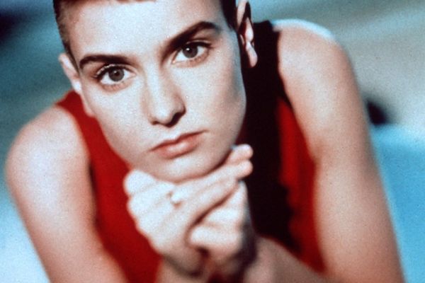 Nestala Šinejd O Konor: Uzela preveliku dozu lekova i pobegla na biciklu? (FOTO) (VIDEO)