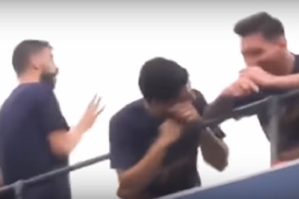 Đerar Pike imitirao Kristijana Ronalda i do suza nasmejao Mesija i Suareza! (VIDEO)