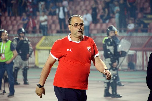 Delije sanjaju: Optimistični Grof Božović veruje u čudo i veliko iznenađenje!