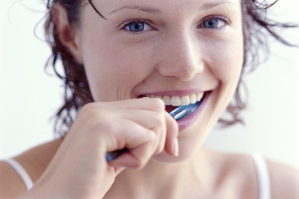 Više se nikad nećete uspavati, a da ne operete zube! (GIF)