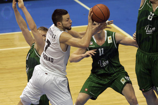 Ne može bez crno-belih: Žo Lovernj ponovo demonstrirao ljubav prema Partizanu! (FOTO)
