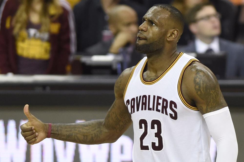 Kavsi kao đubretari: Spremaju metlu i za Toronto! (FOTO) (VIDEO)