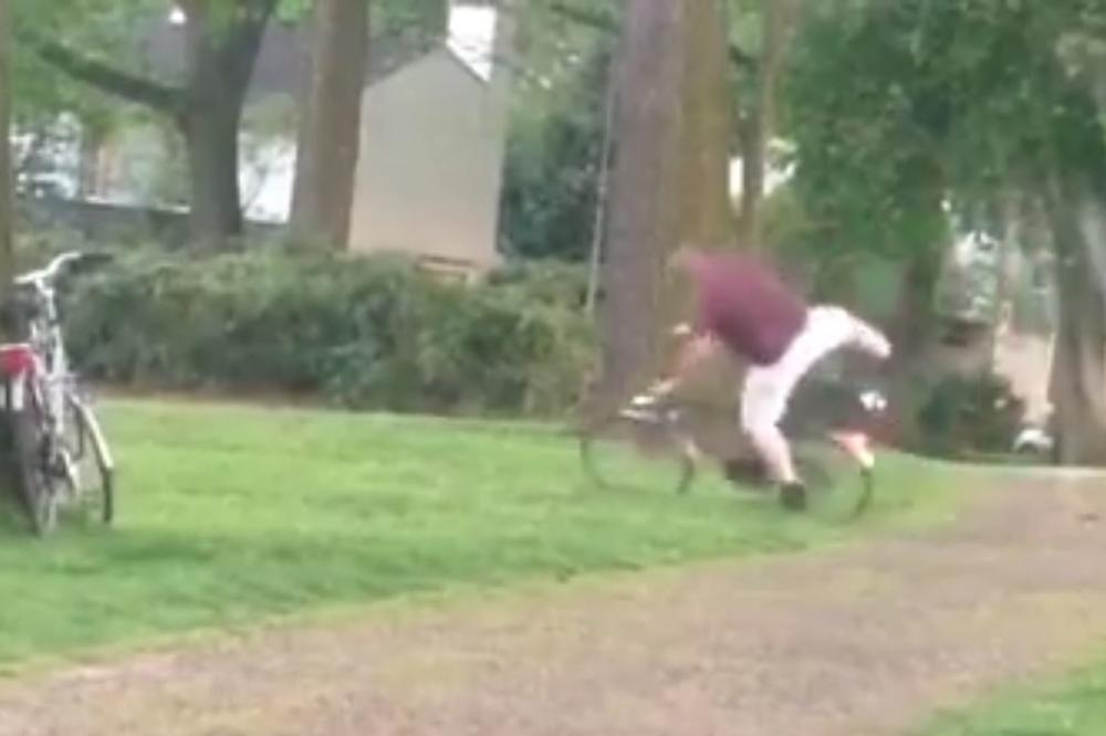 Zašto voziš, kad ti škodi! Zašto piješ kad okrećeš pedale! (VIDEO)