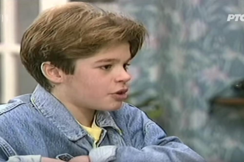 BIO JE OMILJENI LIK PORODIČNOG BLAGA: Beban sada ima DUGU KOSU i BRADU i nikad ga ne biste prepoznali  (FOTO)