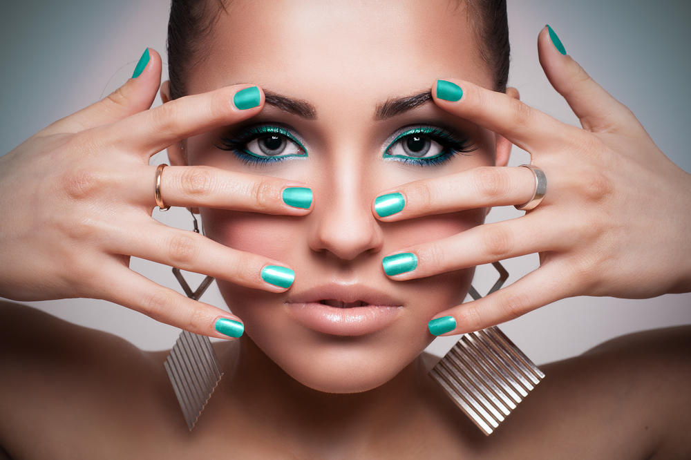 Tokom poslednjih 100 godina nokti su se menjali baš ovako! (GIF) (VIDEO)