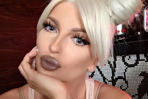 Ludilo u klubu: Jelena Karleuša zapalila masu! (VIDEO)
