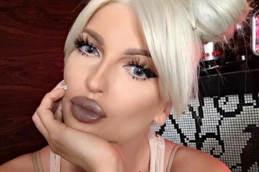 Ludilo u klubu: Jelena Karleuša zapalila masu! (VIDEO)