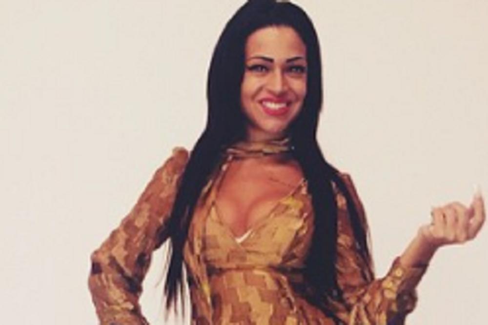 Dunja bila si vrhunska riba, šta ti se desilo? Pevačica je neprepoznatljiva! (FOTO)