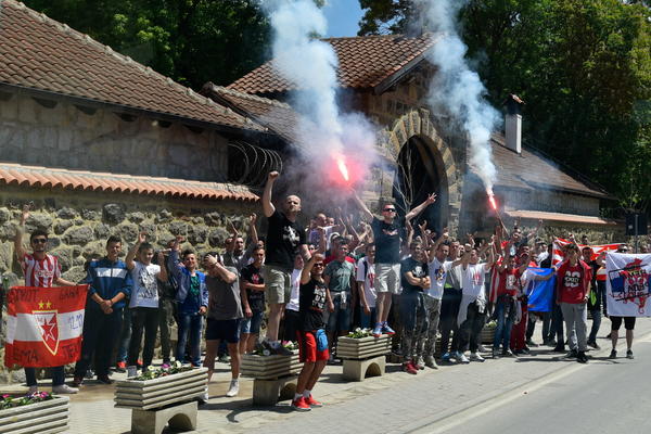 Zvezda "zapalila" Gračanicu! (FOTO)
