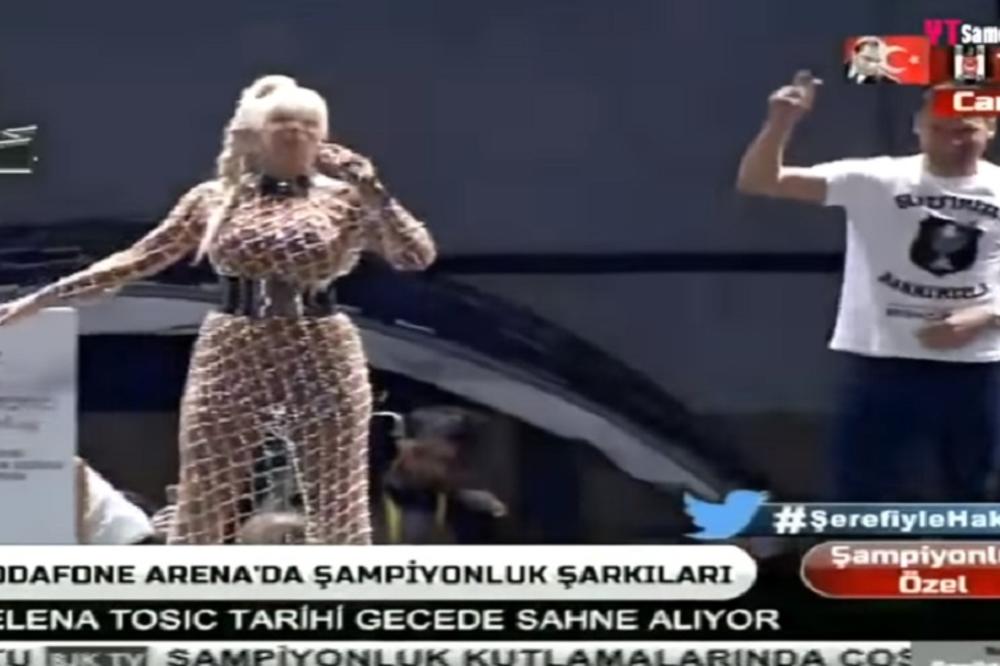 Pogledajte kako je JK zapalila Istanbul i izludela Turke! (FOTO) (VIDEO)