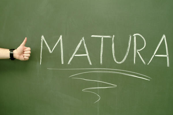 Ono što je kragujevačka profesorka spremila za poslednji čas maturanata oduševilo je Srbiju (FOTO)