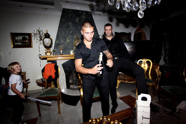 Braća najrođenija: Kladimo se da ne znate s kim se druži Mirko Šijan! (FOTO)