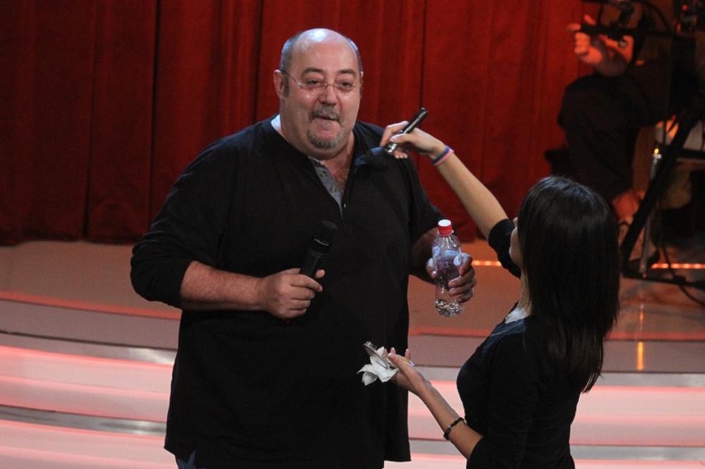 OVA FATALNA CRNKA JE ĆERKA POKOJNOG ĐOŠE: Pleni lepotom, EVO kako izgled FOTO