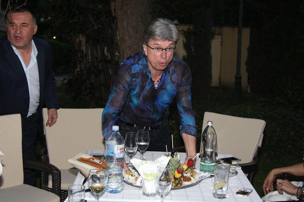 Neverica: Šta Ivan Bekjarev, Seka Sablić i Vendi rade u spotu Saše Popovića? (FOTO) (VIDEO)