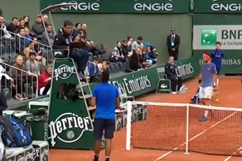 Nekontrolisani Kirijos besneo na glavnog sudiju i prozivao Novaka! (VIDEO)