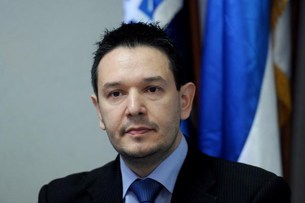 PUKLA TIKVA! Nemanja Šarović podneo ostavku u SRS na sve funkcije, a onda je otkrio i razlog