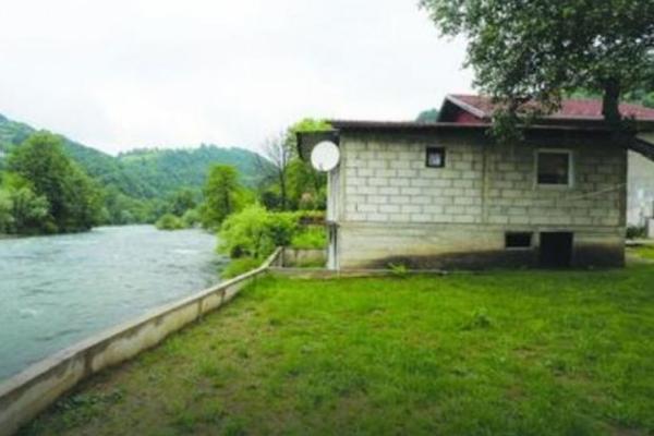 SVI SU NA NOGAMA, KAMERE SNIMILE VELIKO OTKRIĆE! Ronioci iz Vrbasa izvukli OVO! (VIDEO)