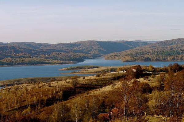 ARAPI ISTOVARILI MILION EVRA NA VLASINSKOM JEZERU: Najavljuju hotele s 5 ZVEZDICA