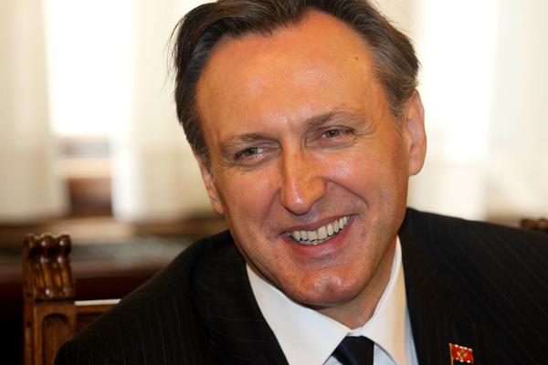 Kad uštine predsednik skupštine: Novi crnogorski hit - Sexy kao Ranko (VIDEO)