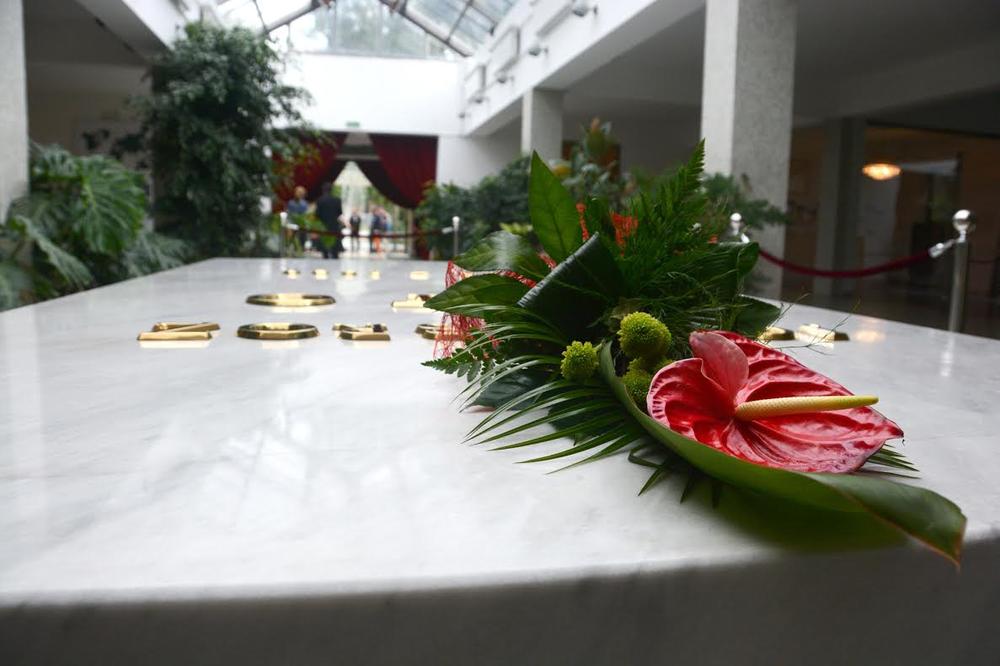 ISCURILA TAJNA IZ KUĆE CVEĆA: Ovo niko nije smeo da zna, sada je DOSPELO U JAVNOST (VIDEO)