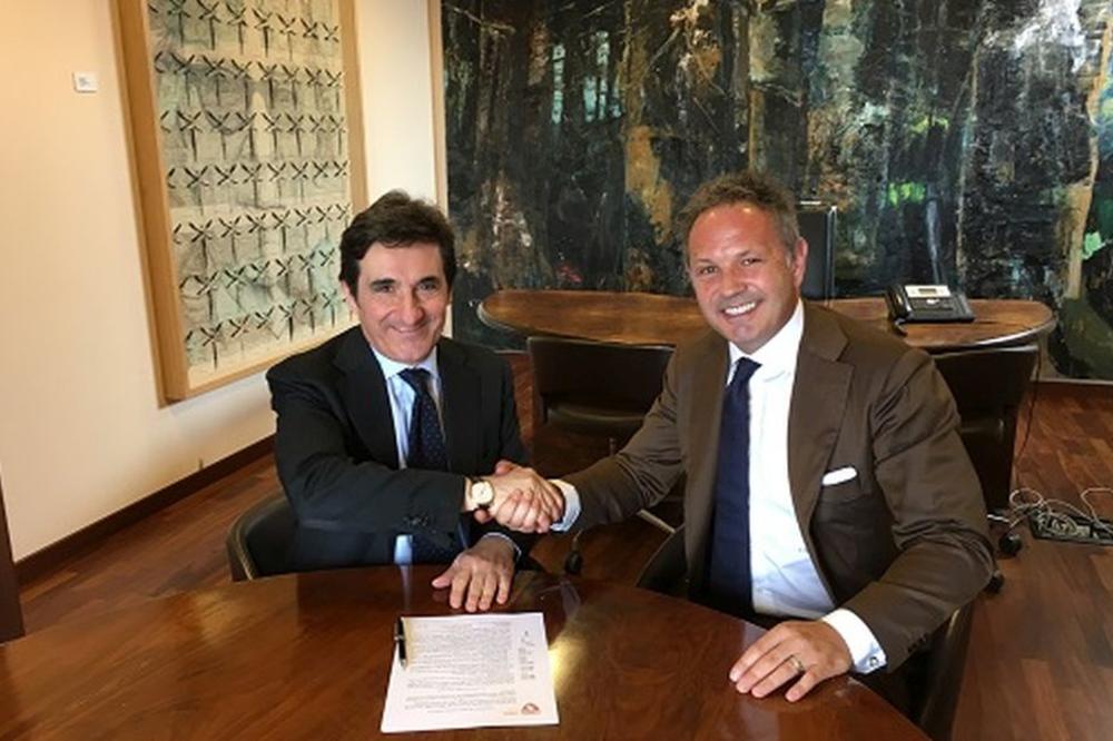 Završeno je! Mihajlović promovisan u novom klubu! (FOTO)