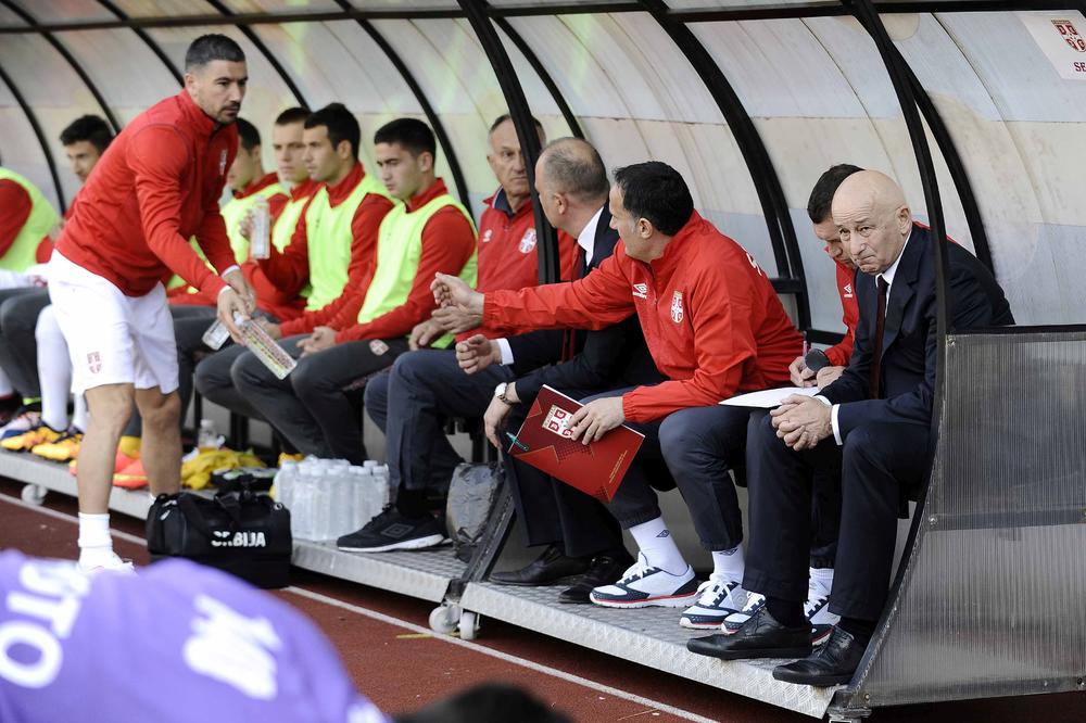 Živković neizvestan za meč sa Ircima, Muslin mu pozvao zamenu!