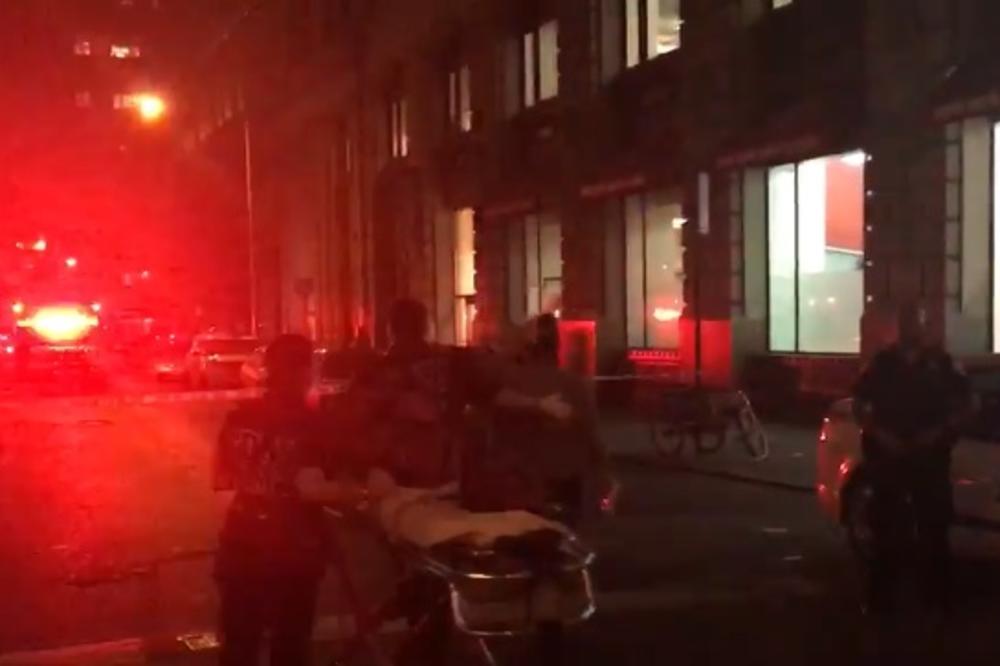 Krvavi koncert u Njujorku: Jedna osoba poginula, tri teško povređene (VIDEO)